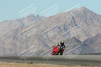 media/Dec-01-2025-Moto Forza (Mon) [[2daa91e15f]]/2-Intermediate Group/Session 4 Turn 9/